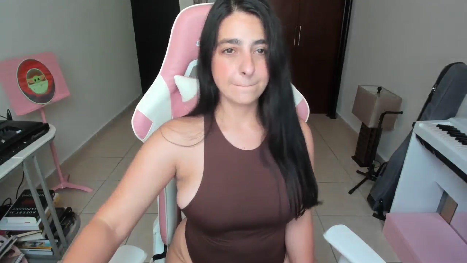 Gallery image thumbnail from anarossanna's myfreecams stream on, 02/13/2026, 19:43 image 14 of 20