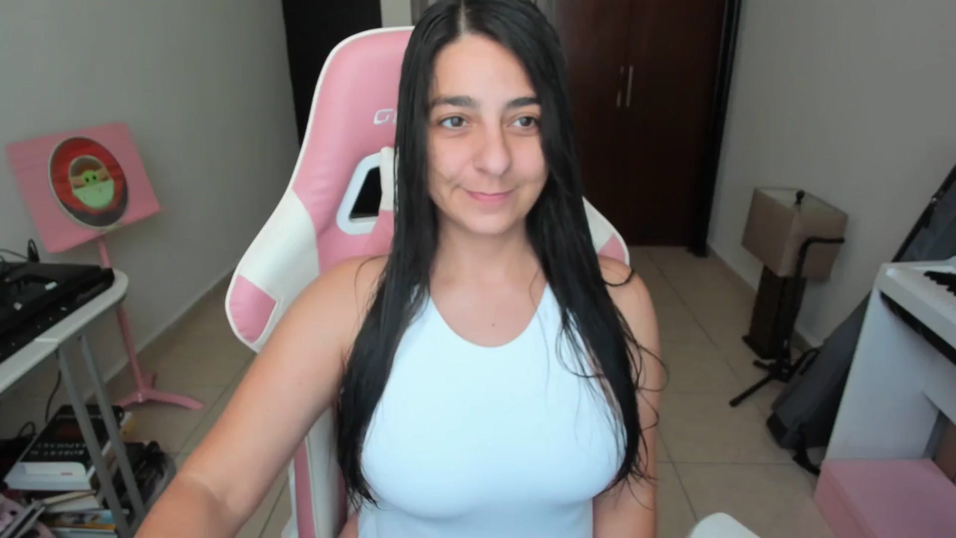 Gallery image thumbnail from anarossanna's myfreecams stream on, 02/15/2026, 20:37 image 5 of 20