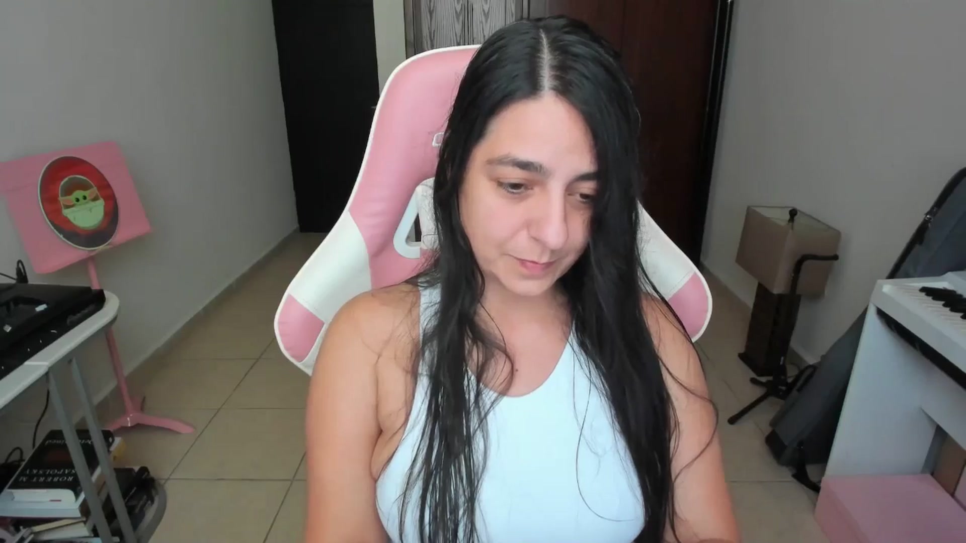 Gallery image thumbnail from anarossanna's myfreecams stream on, 02/15/2026, 20:37 image 13 of 20