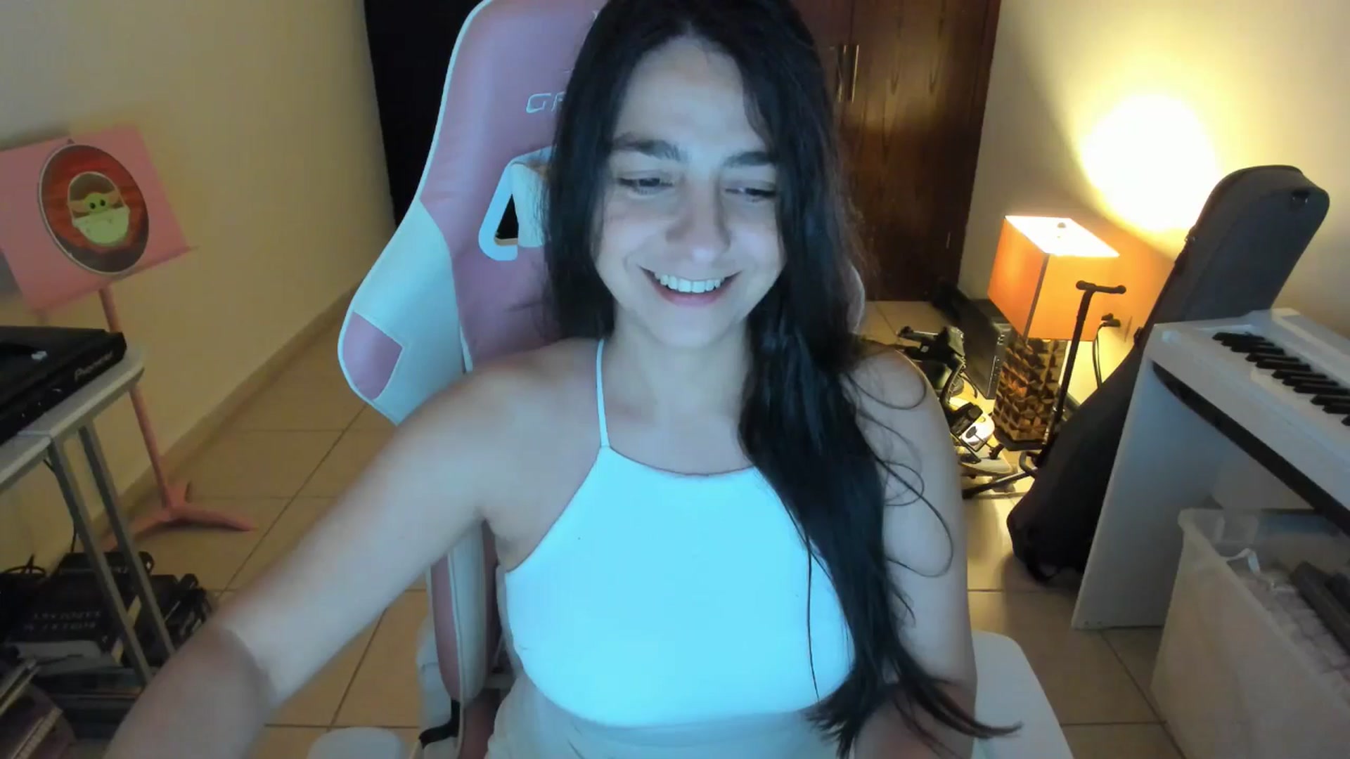 Gallery image thumbnail from anarossanna's myfreecams stream on, 03/22/2026, 04:24 image 15 of 20