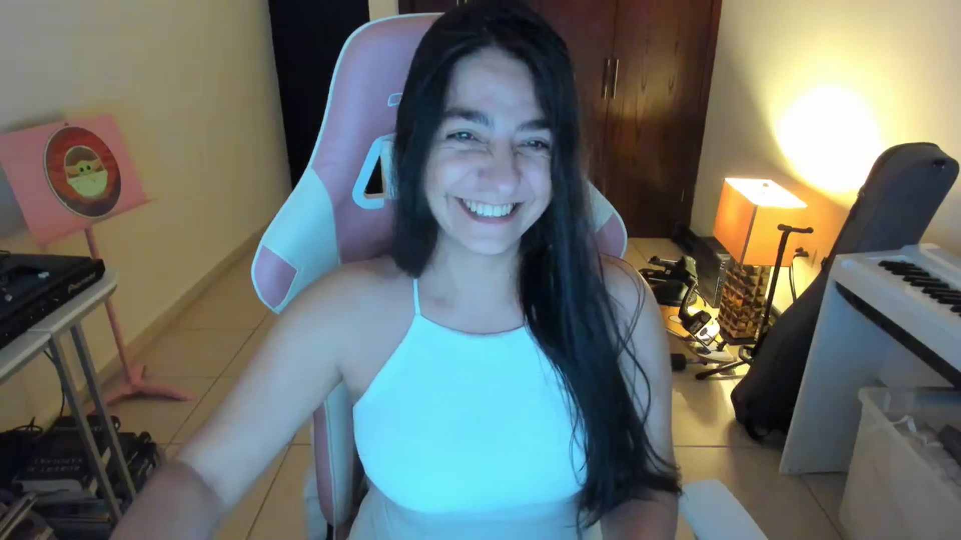 Gallery image thumbnail from anarossanna's myfreecams stream on, 03/22/2026, 04:24 image 6 of 20