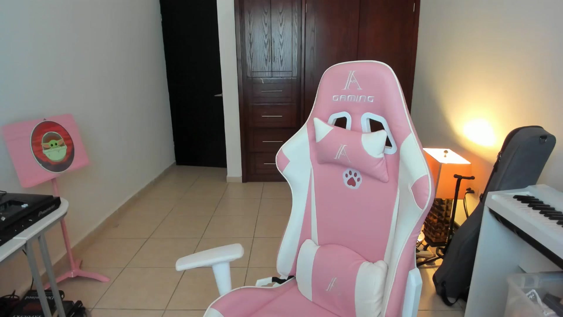 Gallery image thumbnail from anarossanna's myfreecams stream on, 03/23/2026, 18:54 image 3 of 20