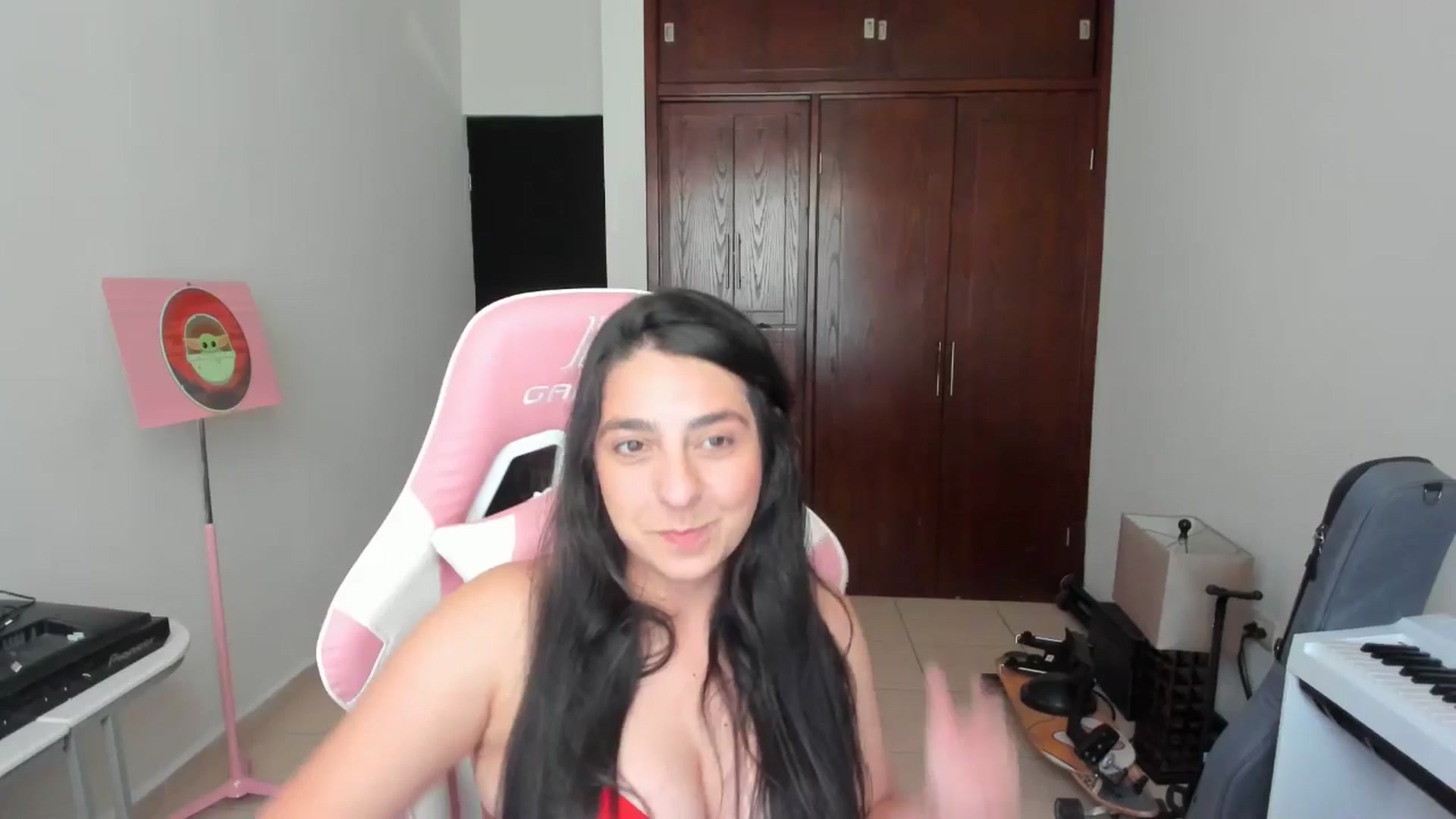 Gallery image thumbnail from anarossanna's myfreecams stream on, 03/25/2026, 18:27 image 10 of 20