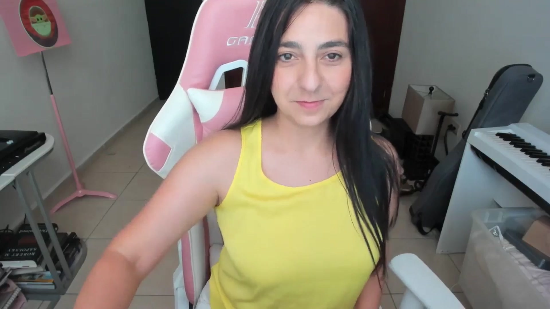 Gallery image thumbnail from anarossanna's myfreecams stream on, 03/27/2026, 18:09 image 17 of 20