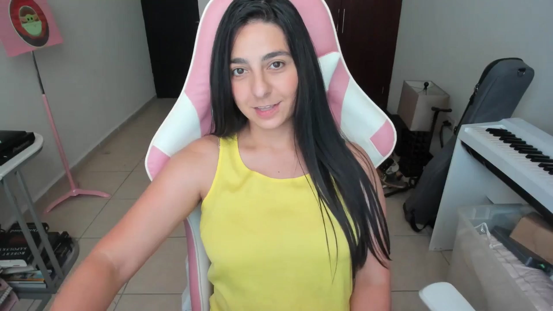 Gallery image thumbnail from anarossanna's myfreecams stream on, 03/27/2026, 18:09 image 20 of 20