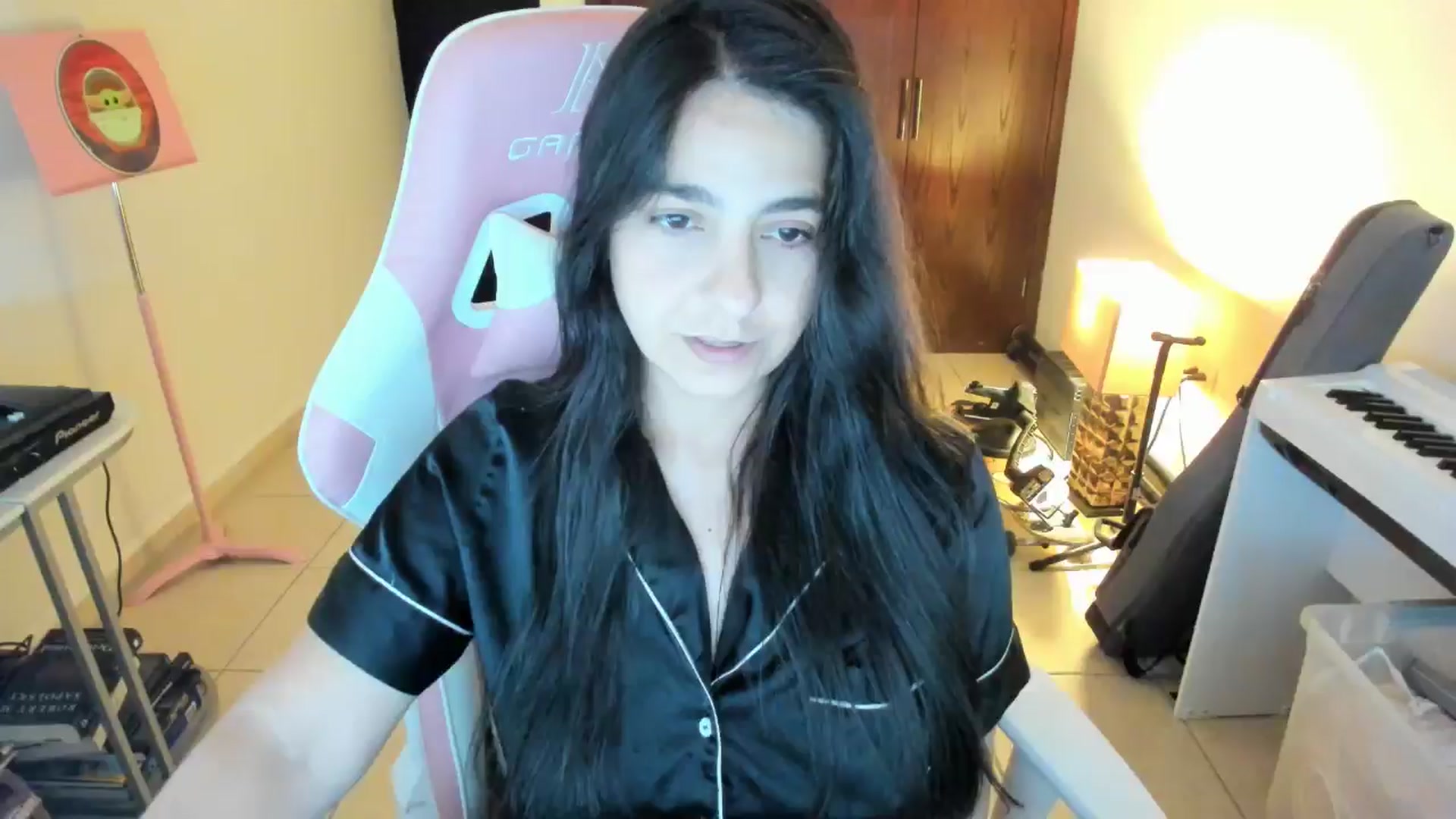 Gallery image thumbnail from anarossanna's myfreecams stream on, 03/30/2026, 05:06 image 8 of 20