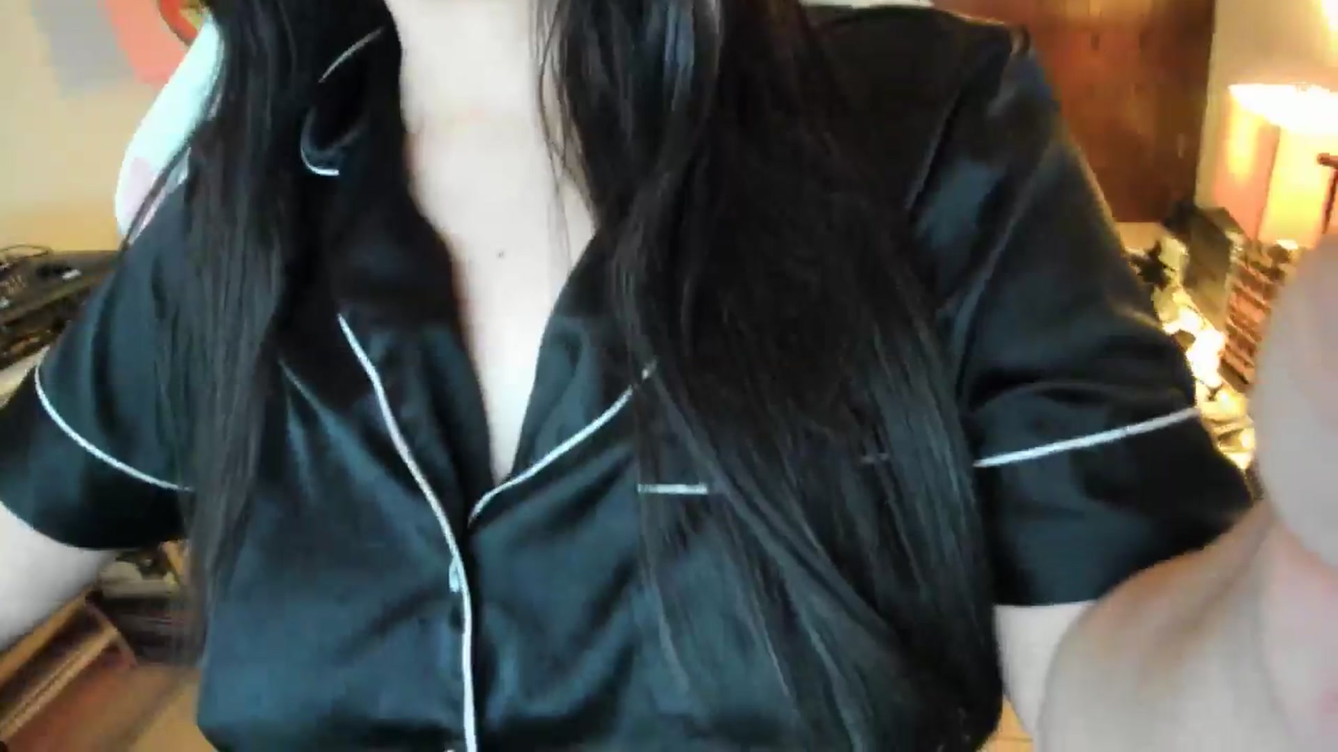 Gallery image thumbnail from anarossanna's myfreecams stream on, 03/30/2026, 05:06 image 5 of 20