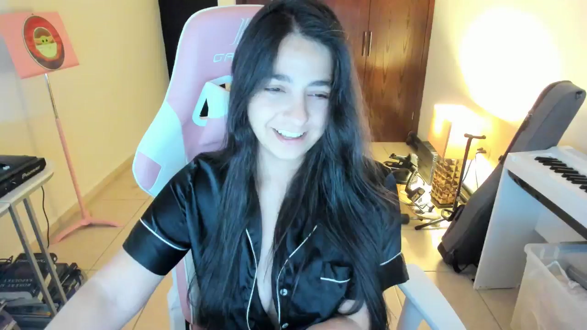 Gallery image thumbnail from anarossanna's myfreecams stream on, 03/30/2026, 05:06 image 9 of 20
