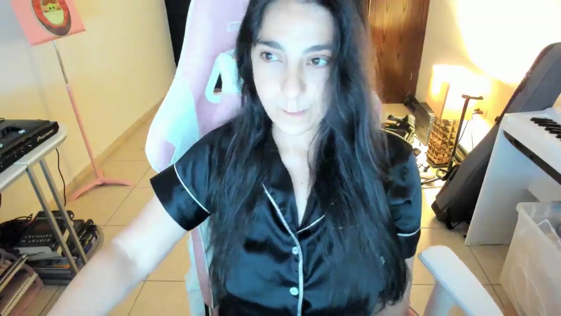 Gallery image thumbnail from anarossanna's myfreecams stream on, 03/30/2026, 05:06 image 7 of 20