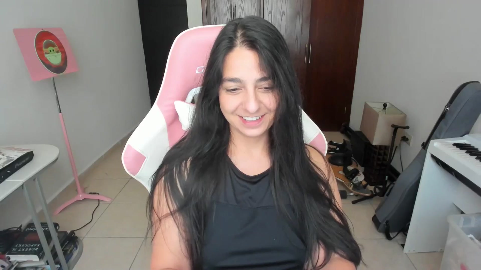 Gallery image thumbnail from anarossanna's myfreecams stream on, 04/15/2026, 18:37 image 10 of 20