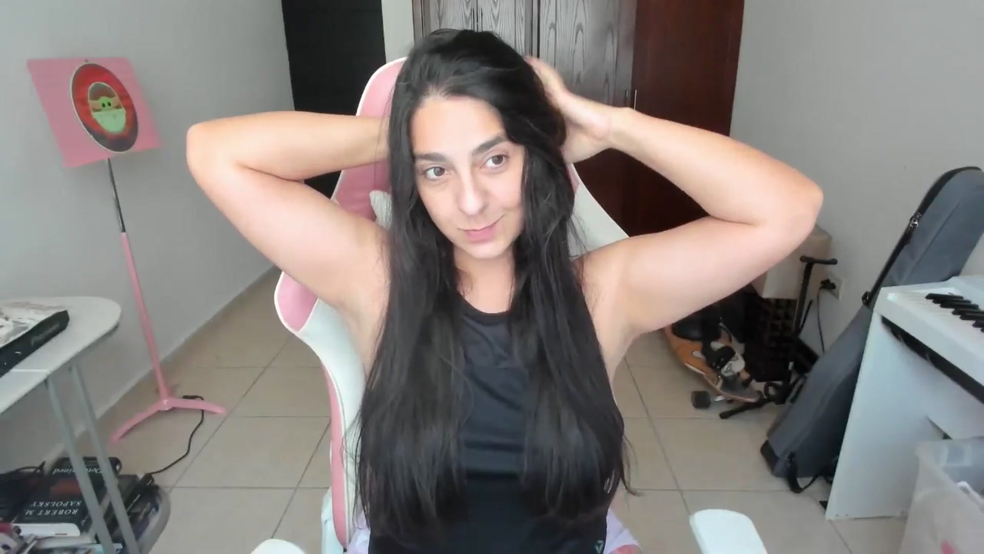 Gallery image thumbnail from anarossanna's myfreecams stream on, 04/15/2026, 18:37 image 3 of 20