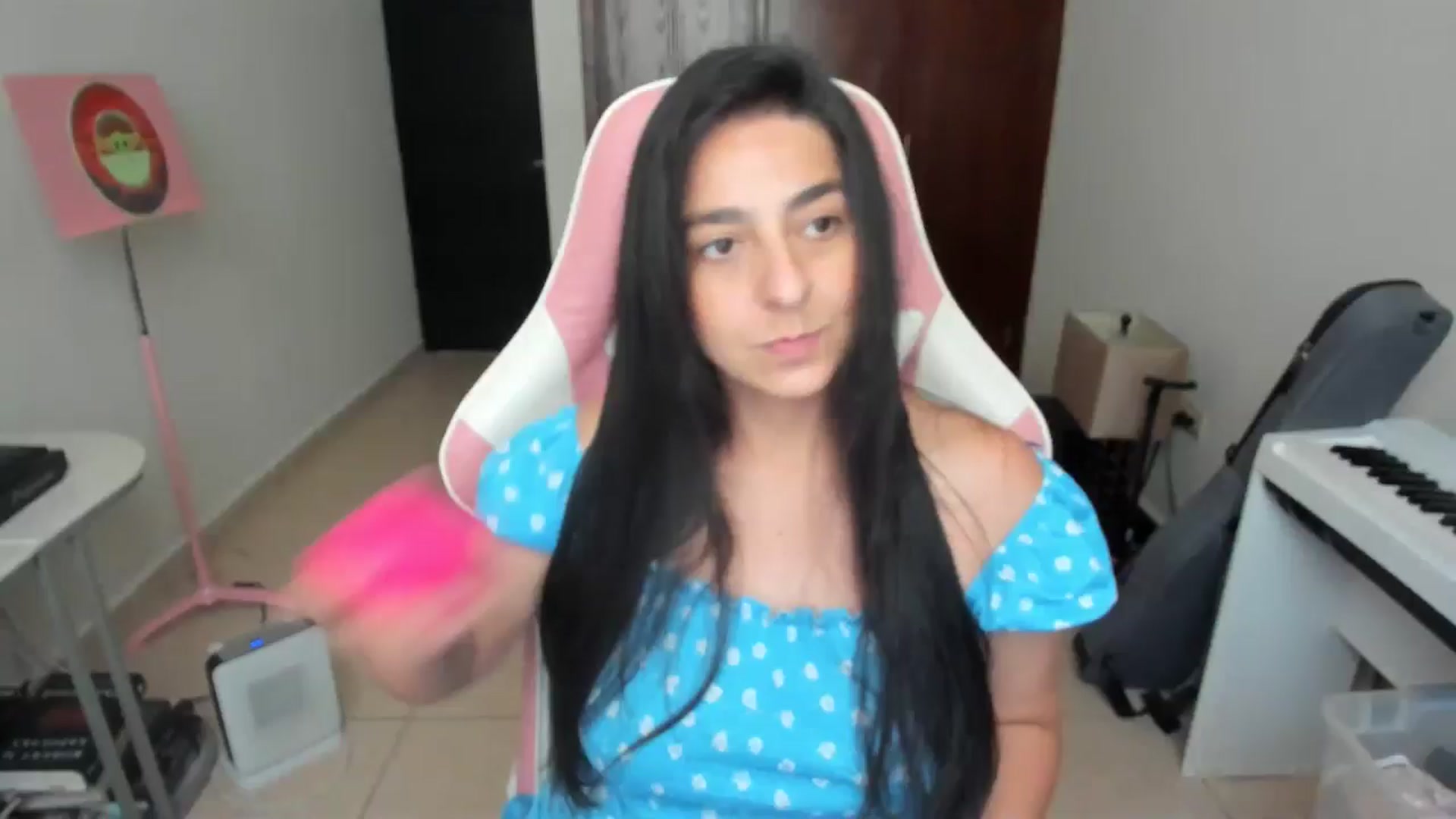 Gallery image thumbnail from anarossanna's myfreecams stream on, 04/29/2026, 17:57 image 1 of 20