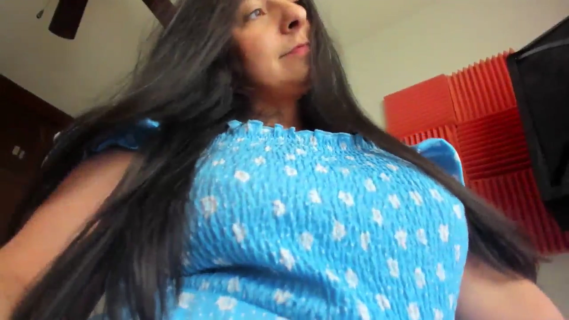 Gallery image thumbnail from anarossanna's myfreecams stream on, 04/29/2026, 17:57 image 12 of 20