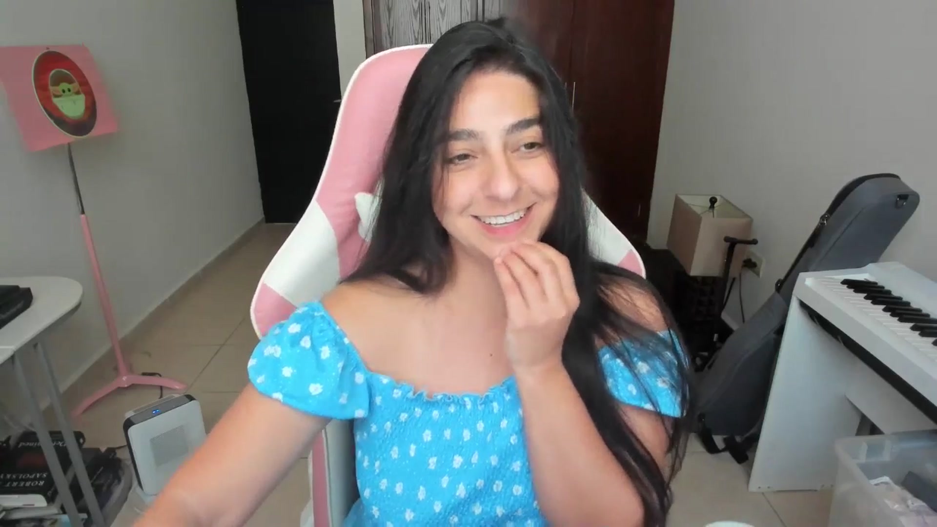 Gallery image thumbnail from anarossanna's myfreecams stream on, 04/29/2026, 17:57 image 7 of 20