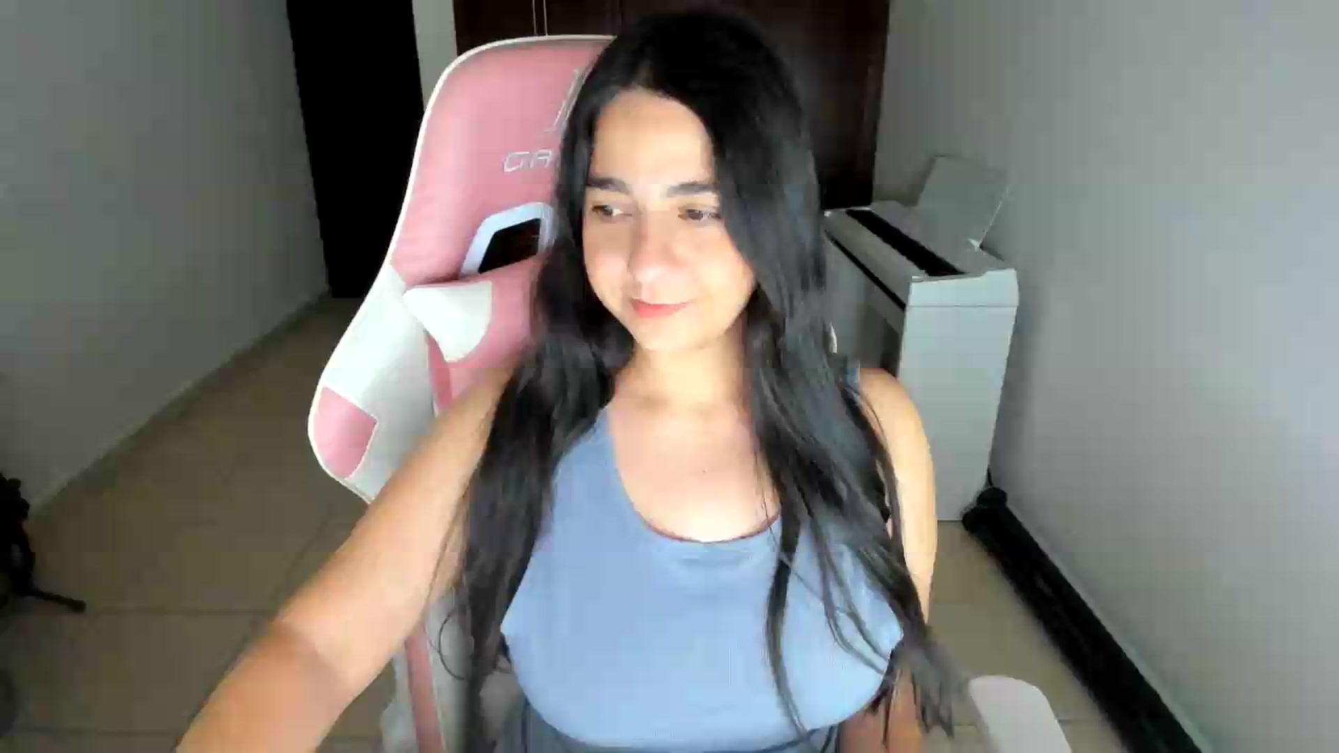 Gallery image thumbnail from anarossanna's myfreecams stream on, 06/14/2026, 05:49 image 1 of 20