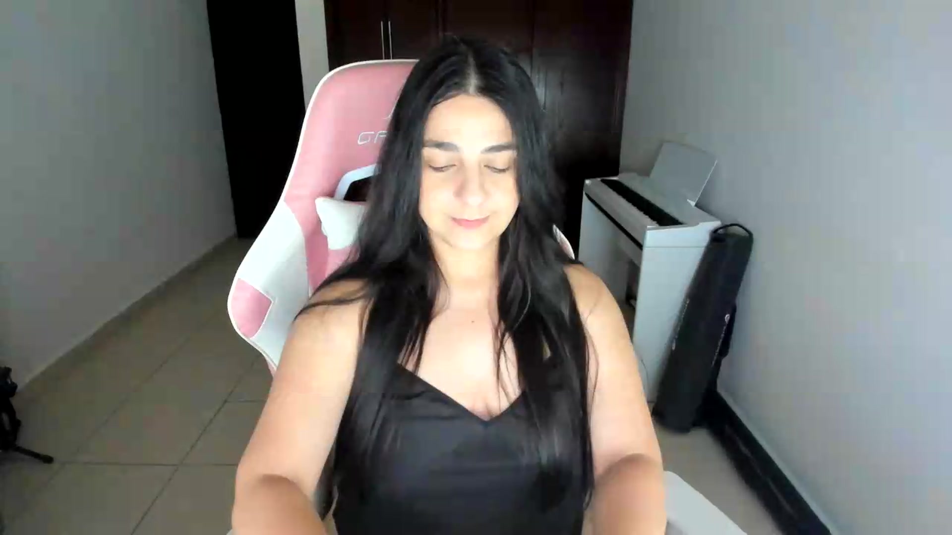 Gallery image thumbnail from anarossanna's myfreecams stream on, 07/02/2026, 03:25 image 6 of 20