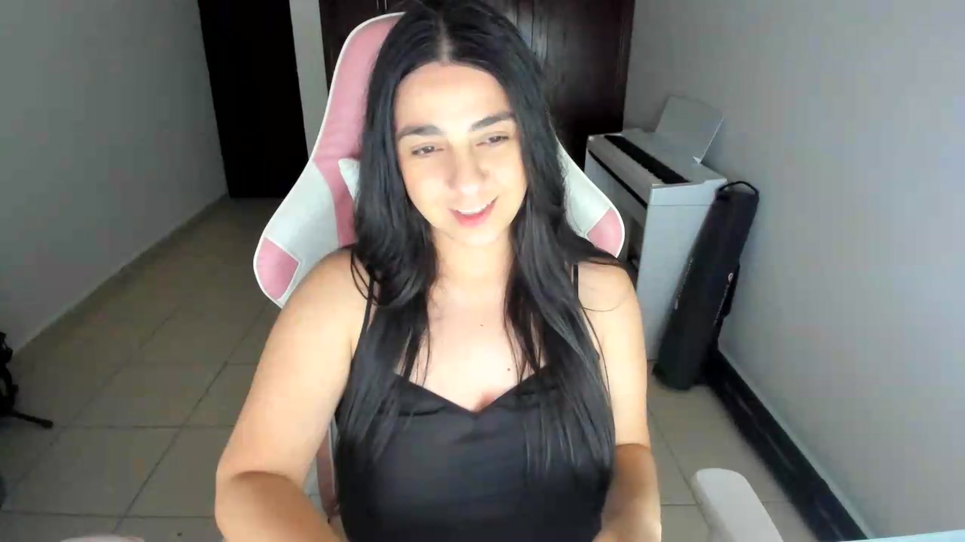 Gallery image thumbnail from anarossanna's myfreecams stream on, 07/02/2026, 04:25 image 5 of 20