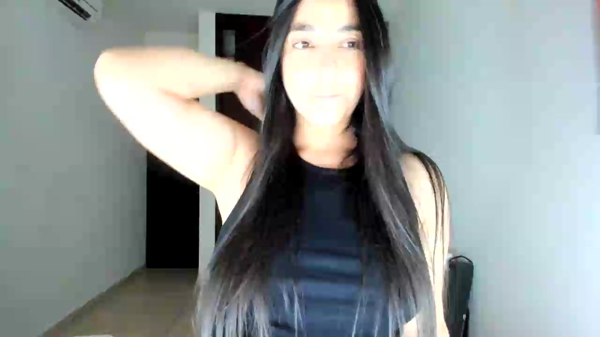 Gallery image thumbnail from anarossanna's myfreecams stream on, 07/23/2026, 02:43 image 1 of 20