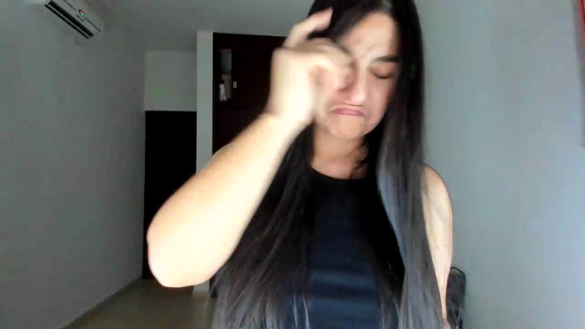 Gallery image thumbnail from anarossanna's myfreecams stream on, 07/23/2026, 02:43 image 2 of 20