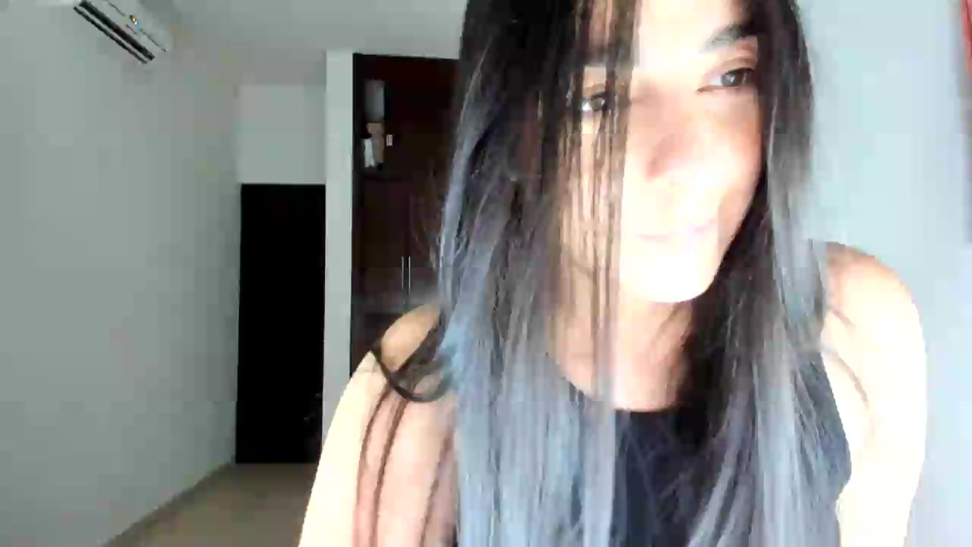 Gallery image thumbnail from anarossanna's myfreecams stream on, 07/23/2026, 02:43 image 4 of 20