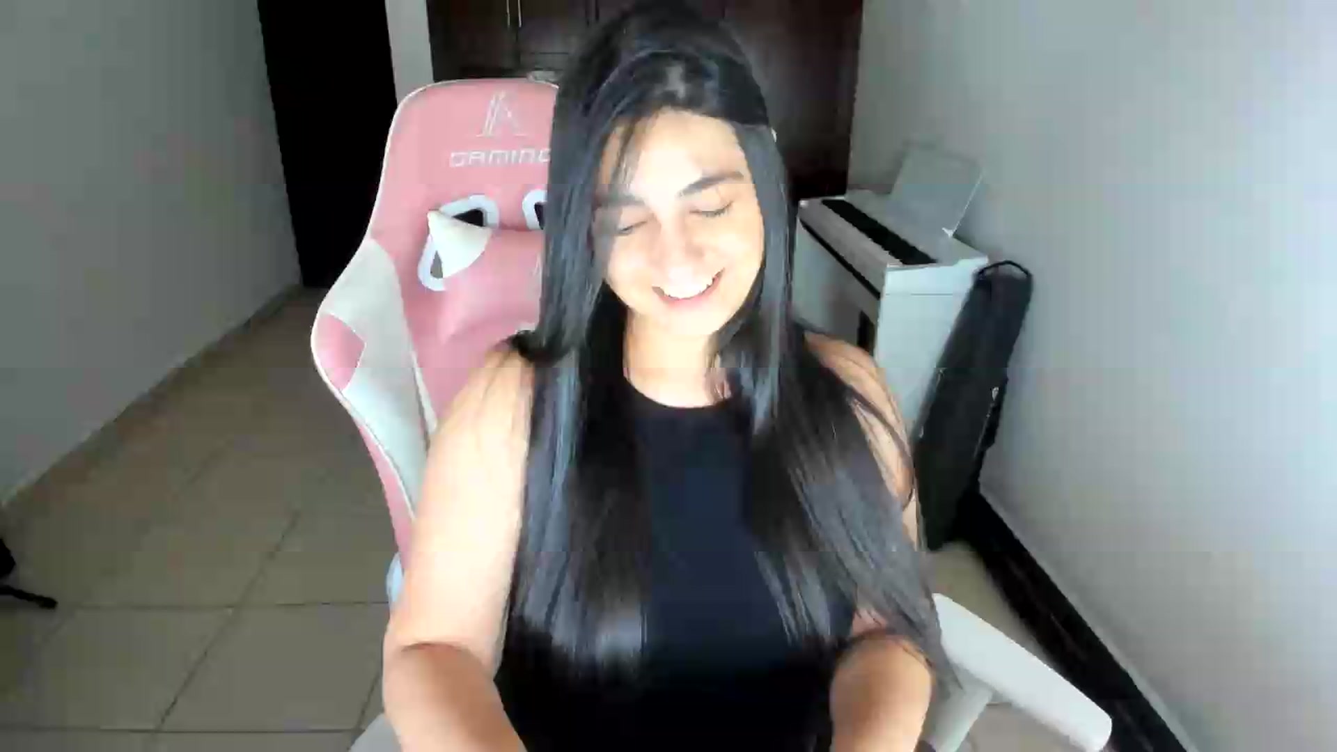 Gallery image thumbnail from anarossanna's myfreecams stream on, 07/23/2026, 04:01 image 11 of 20