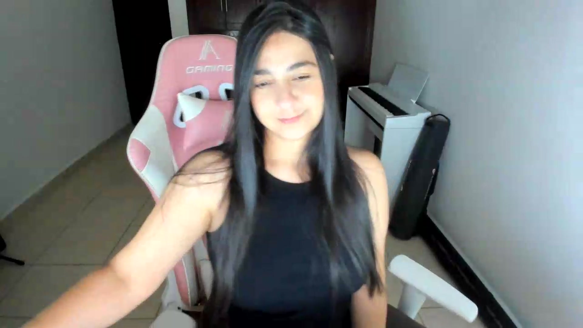 Gallery image thumbnail from anarossanna's myfreecams stream on, 07/23/2026, 04:01 image 8 of 20