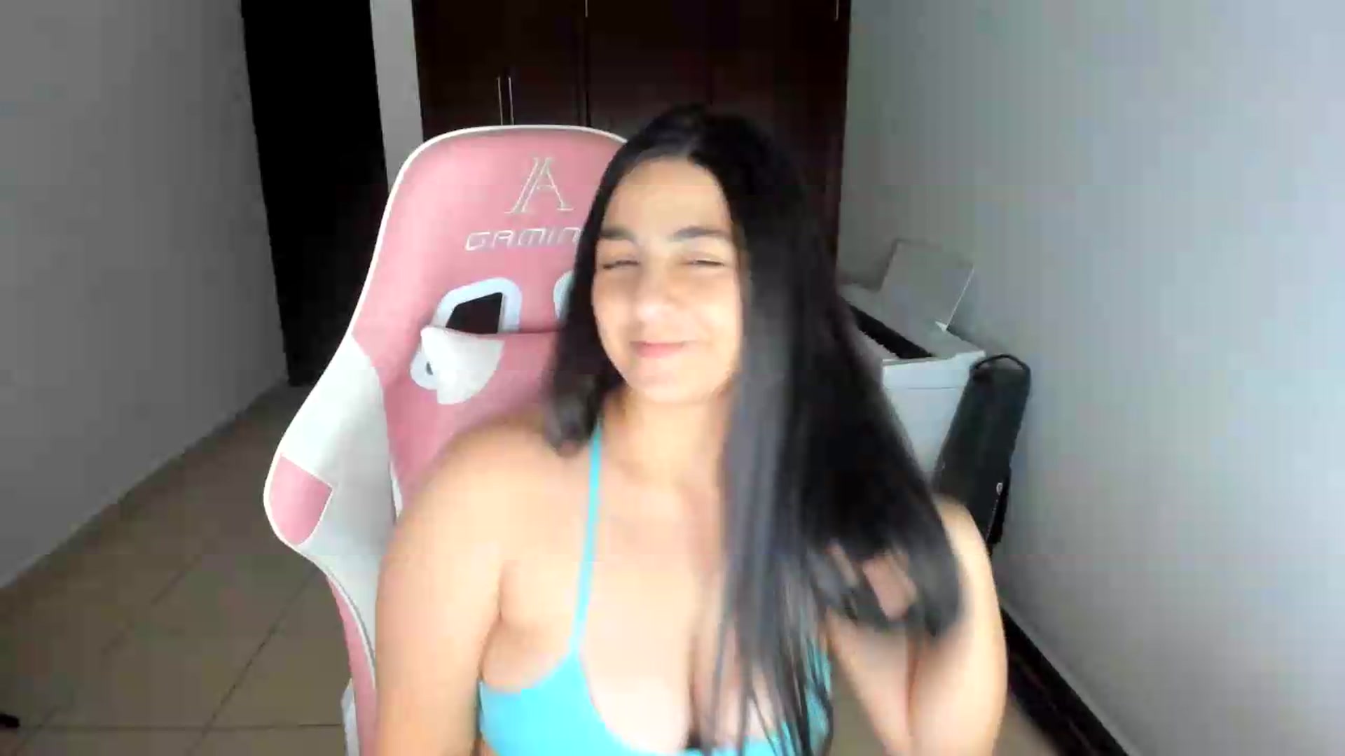 Gallery image thumbnail from anarossanna's myfreecams stream on, 07/28/2026, 03:18 image 14 of 20
