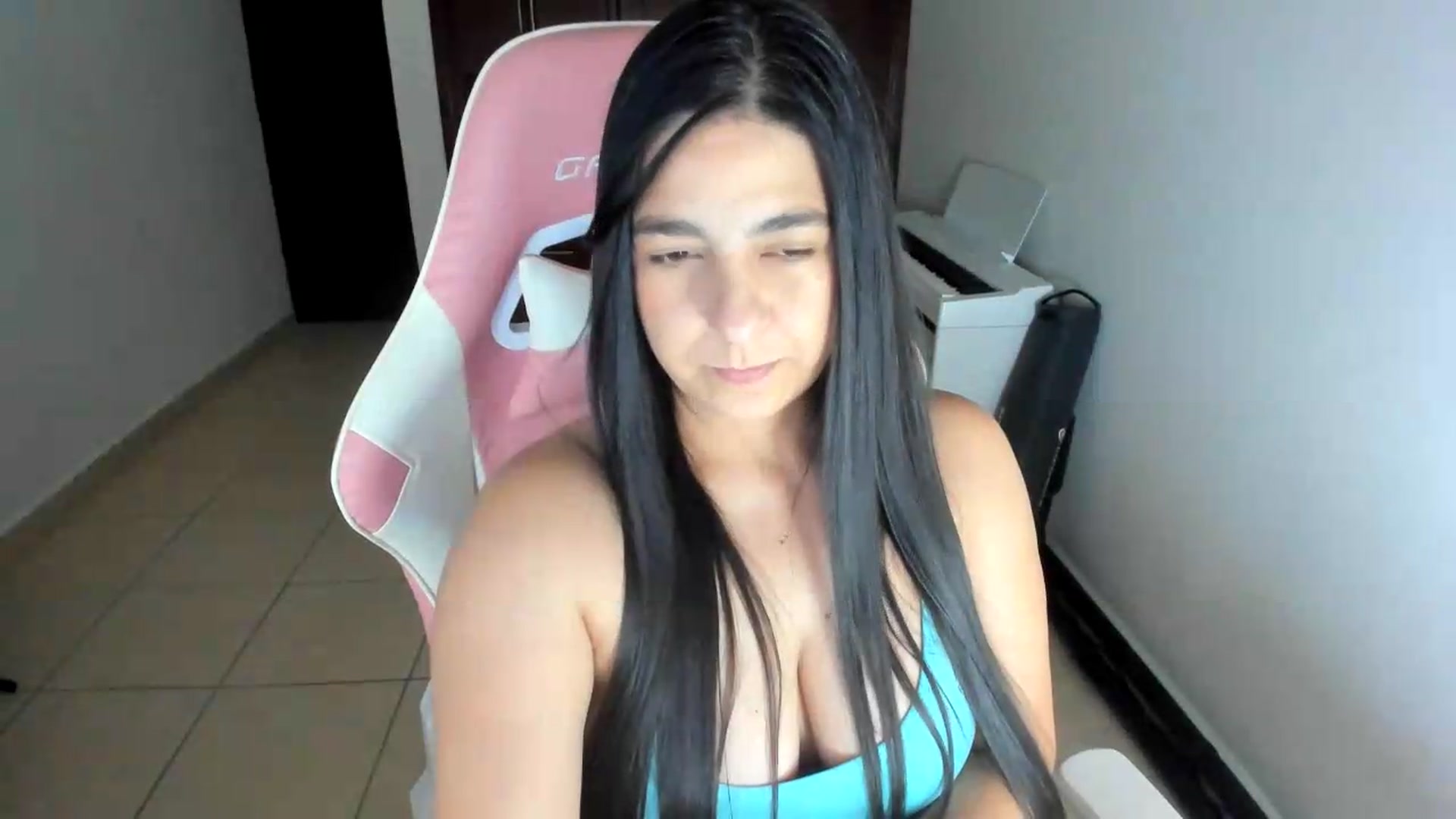 Gallery image thumbnail from anarossanna's myfreecams stream on, 07/28/2026, 03:18 image 7 of 20