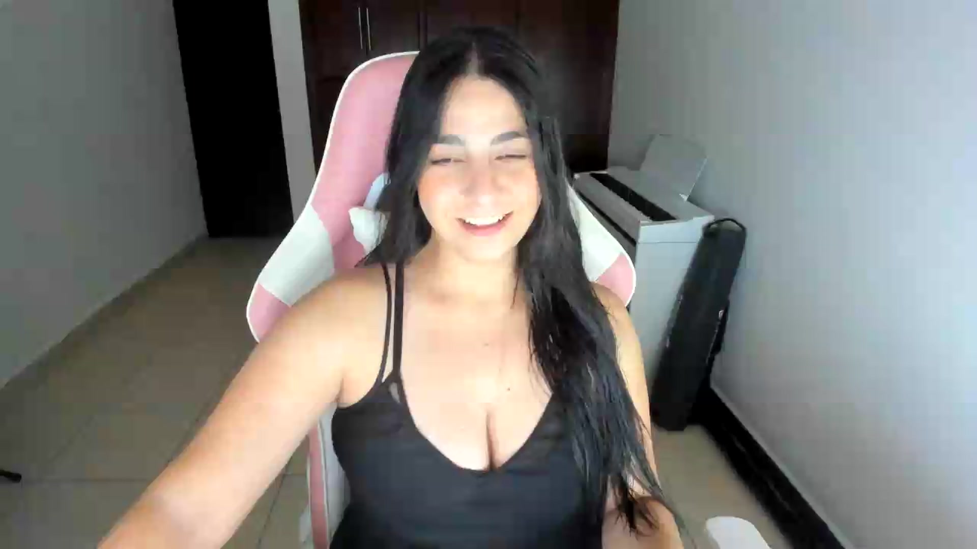 Gallery image thumbnail from anarossanna's myfreecams stream on, 07/29/2026, 03:09 image 1 of 20