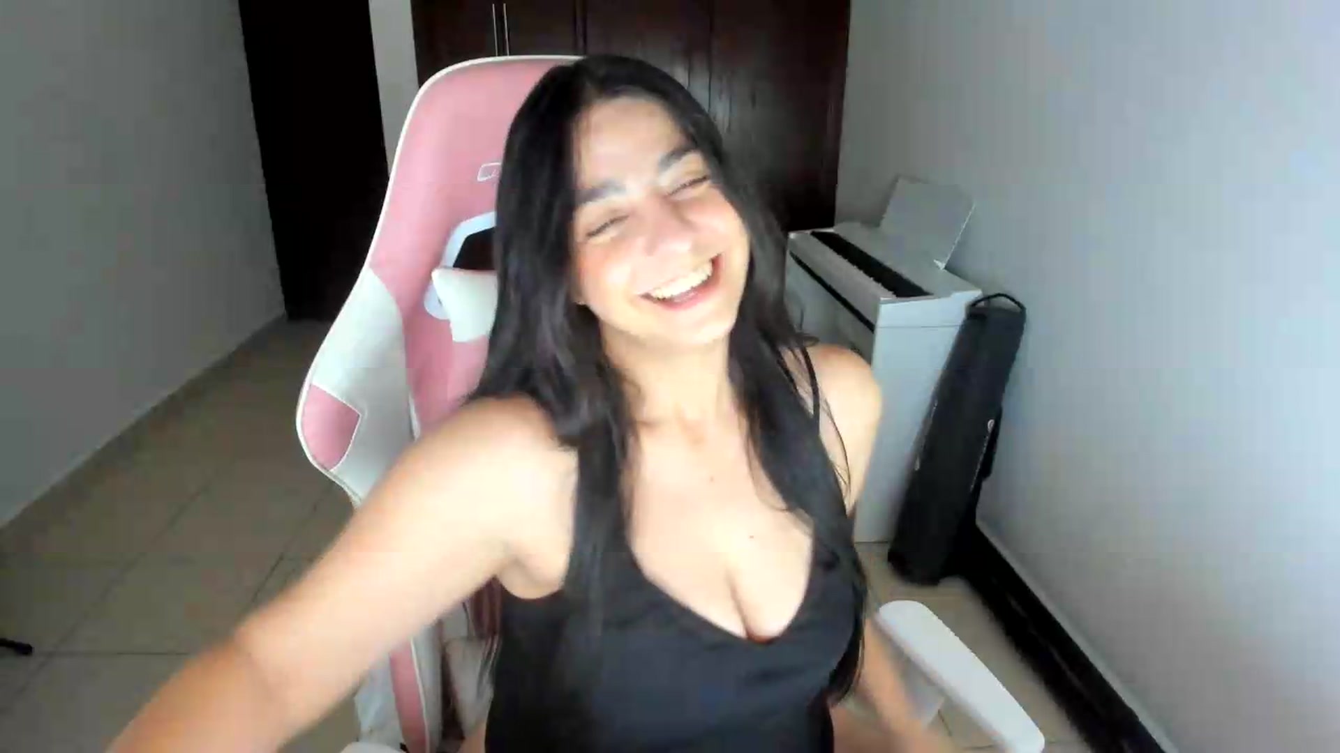 Gallery image thumbnail from anarossanna's myfreecams stream on, 07/29/2026, 03:09 image 5 of 20