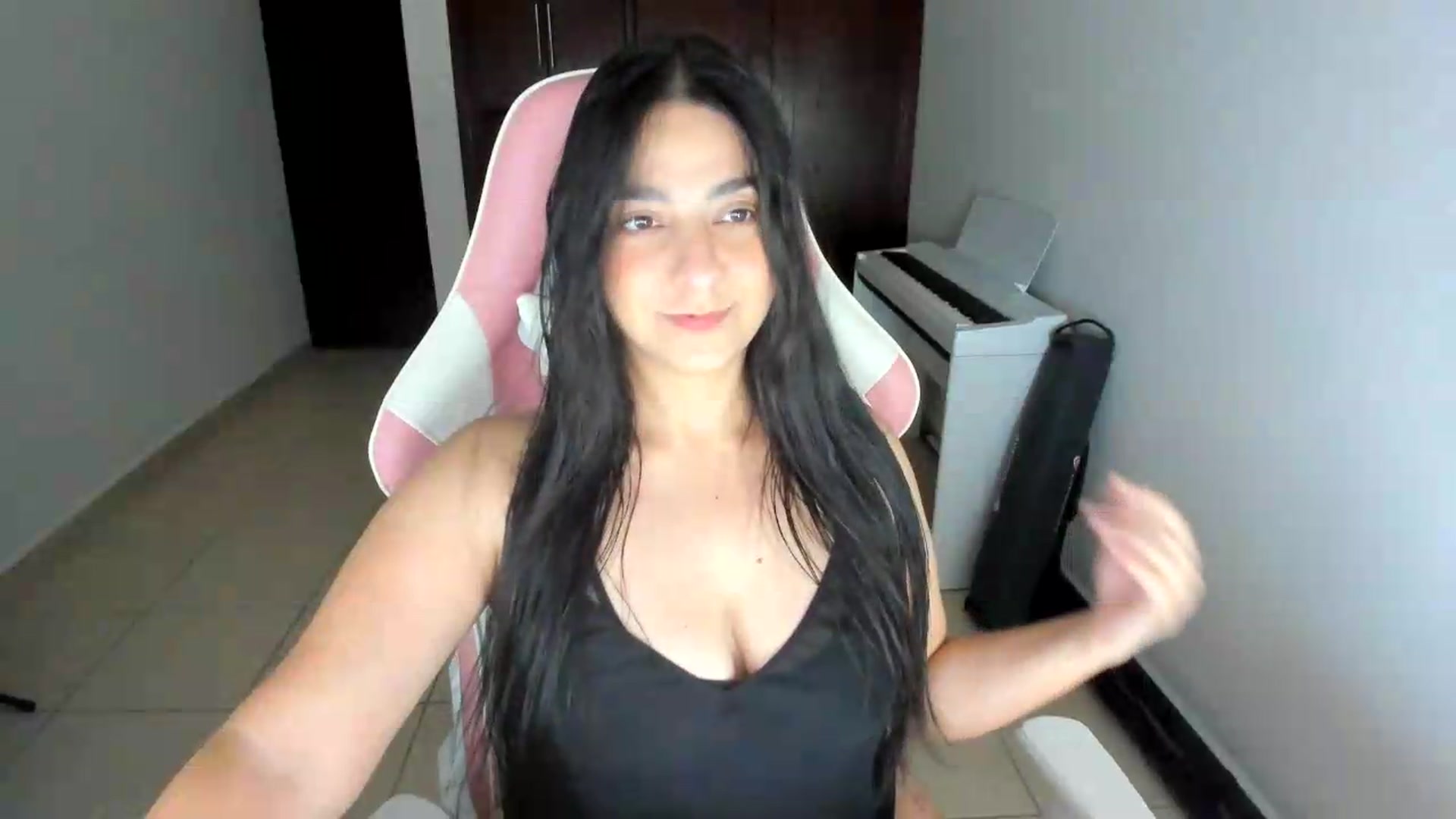 Gallery image thumbnail from anarossanna's myfreecams stream on, 07/29/2026, 03:09 image 3 of 20
