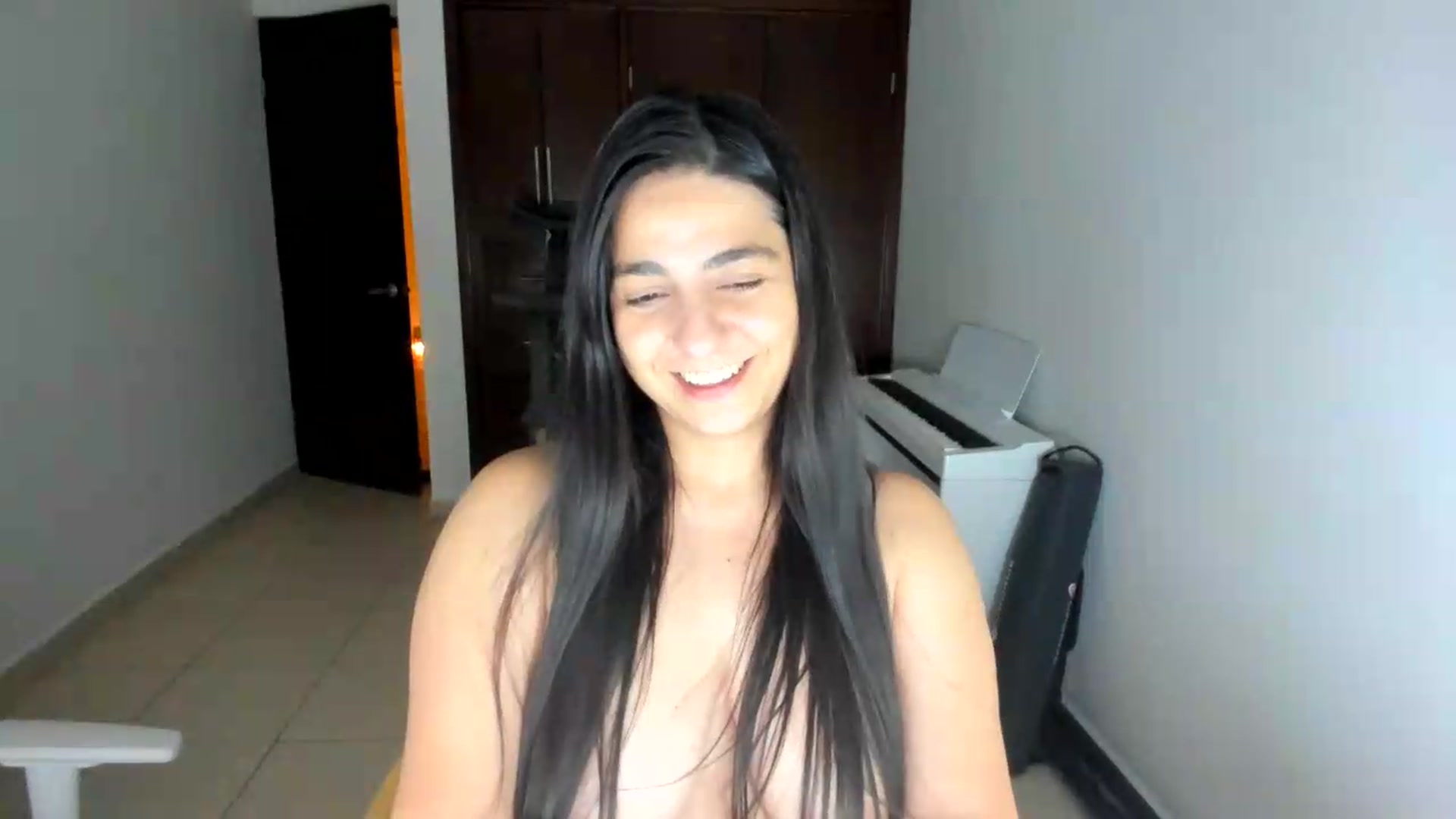 Gallery image thumbnail from anarossanna's myfreecams stream on, 08/07/2026, 01:32 image 14 of 20
