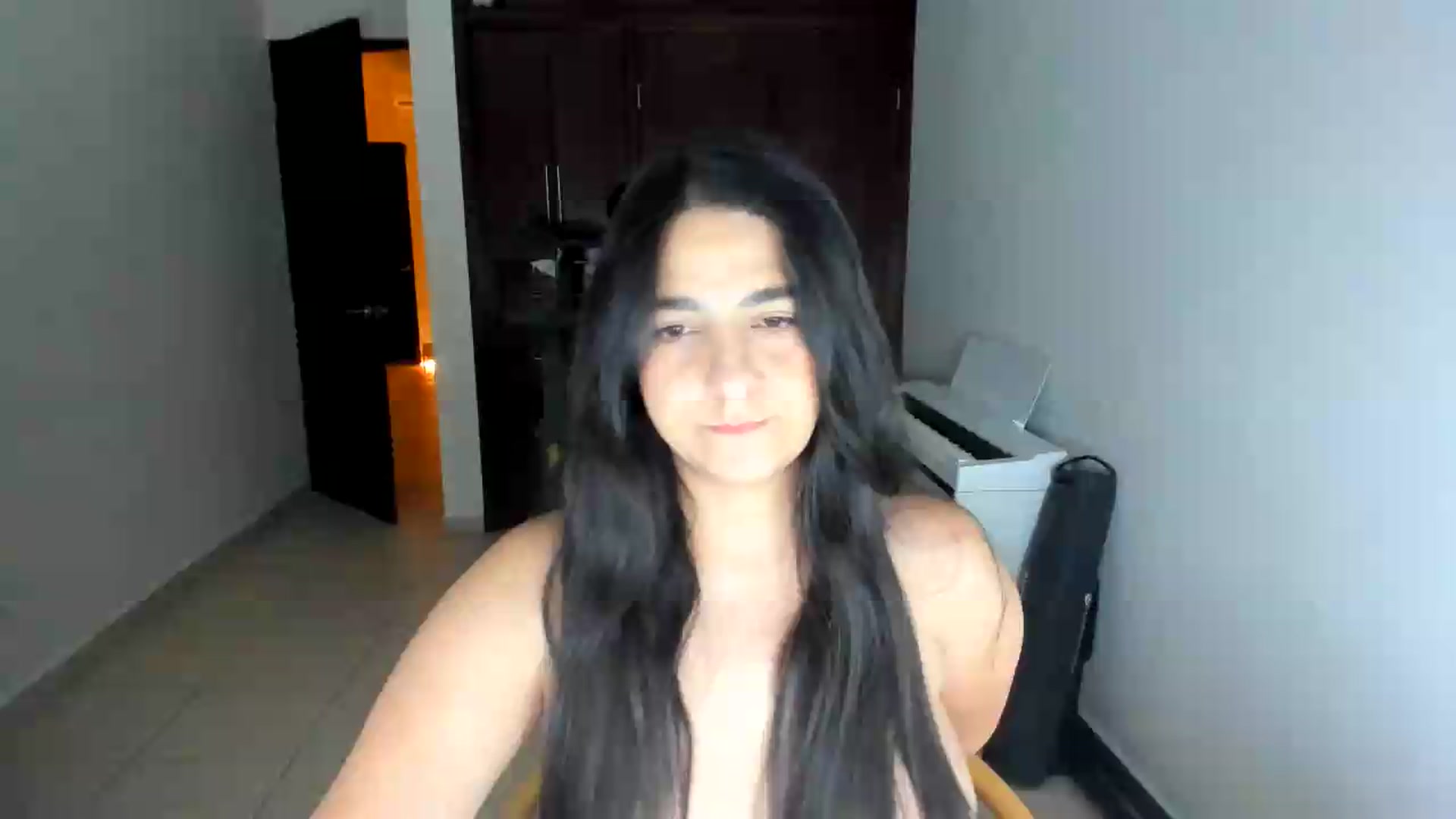 Gallery image thumbnail from anarossanna's myfreecams stream on, 08/08/2026, 01:52 image 1 of 20