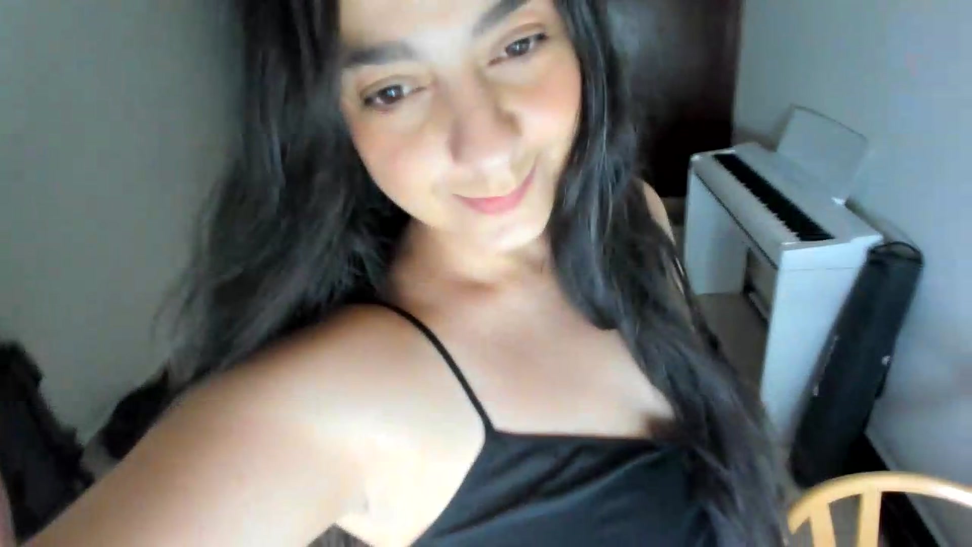 Gallery image thumbnail from anarossanna's myfreecams stream on, 08/13/2026, 03:06 image 7 of 20
