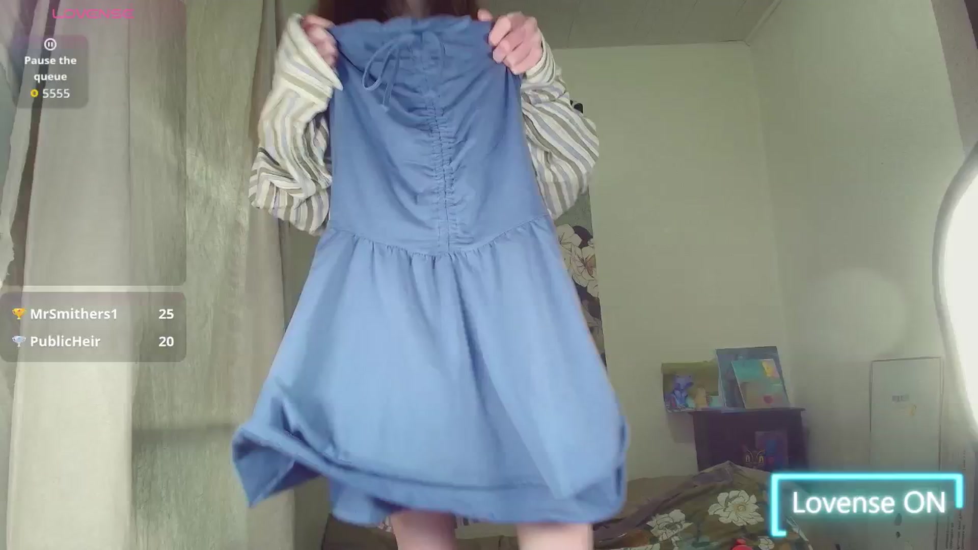 Gallery image thumbnail from angel_sunrise's myfreecams stream on, 04/08/2026, 23:17 image 4 of 20