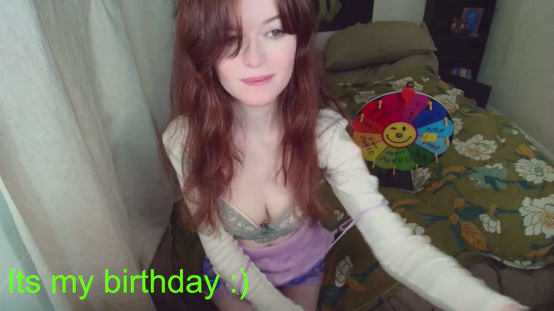 Gallery image thumbnail from angel_sunrise's myfreecams stream on, 04/25/2026, 22:03 image 3 of 20