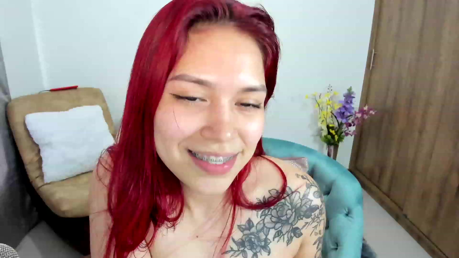 Gallery image thumbnail from angel_sweet9's myfreecams stream on, 07/23/2023, 19:00 image 8 of 20