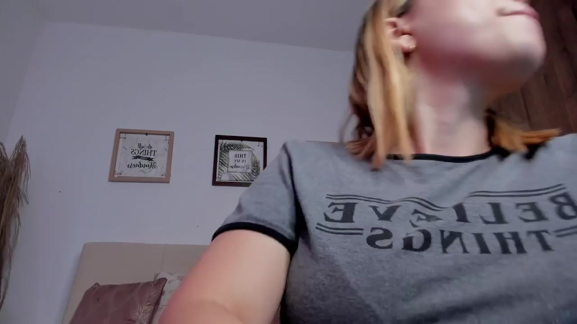 Gallery image thumbnail from angel_sweet9's myfreecams stream on, 04/03/2024, 13:24 image 16 of 20