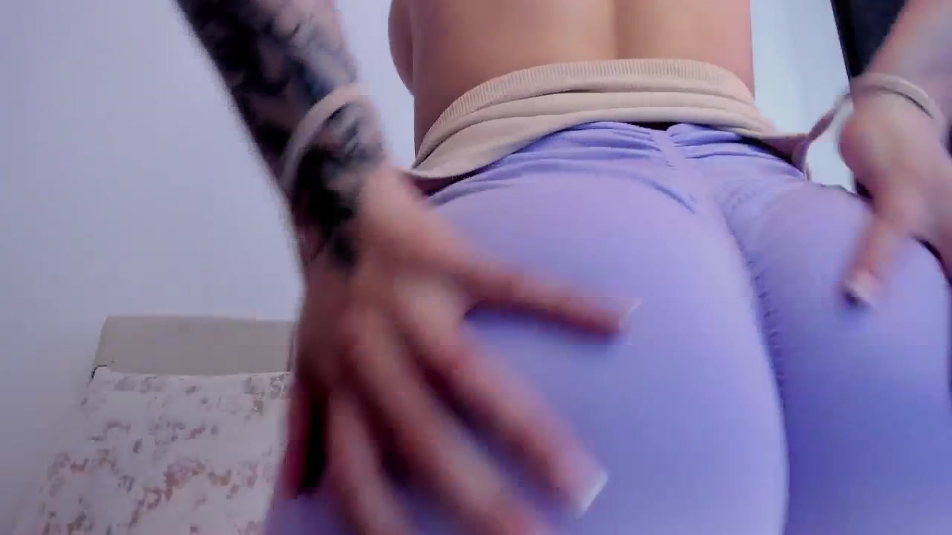 Gallery image thumbnail from angel_sweet9's myfreecams stream on, 05/30/2024, 16:00 image 14 of 20