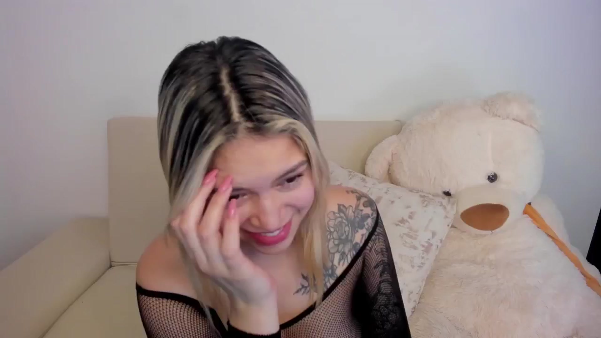 Gallery image thumbnail from angel_sweet9's myfreecams stream on, 07/08/2024, 16:49 image 4 of 20