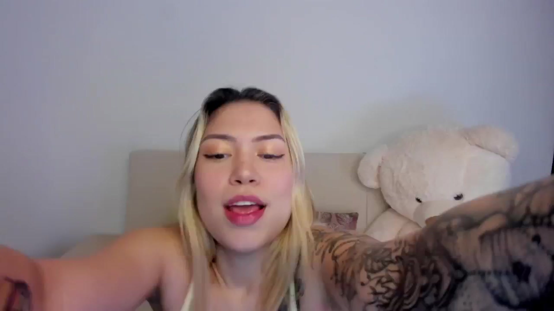 Gallery image thumbnail from angel_sweet9's myfreecams stream on, 08/01/2024, 08:13 image 1 of 20