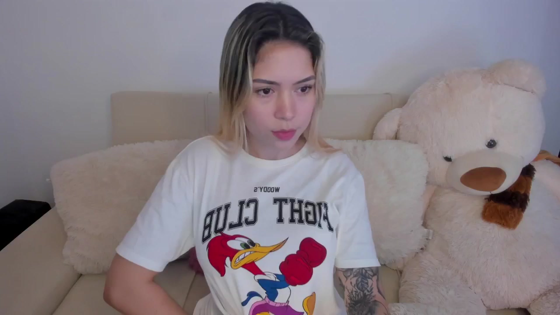 Gallery image thumbnail from angel_sweet9's myfreecams stream on, 08/23/2024, 12:56 image 3 of 20