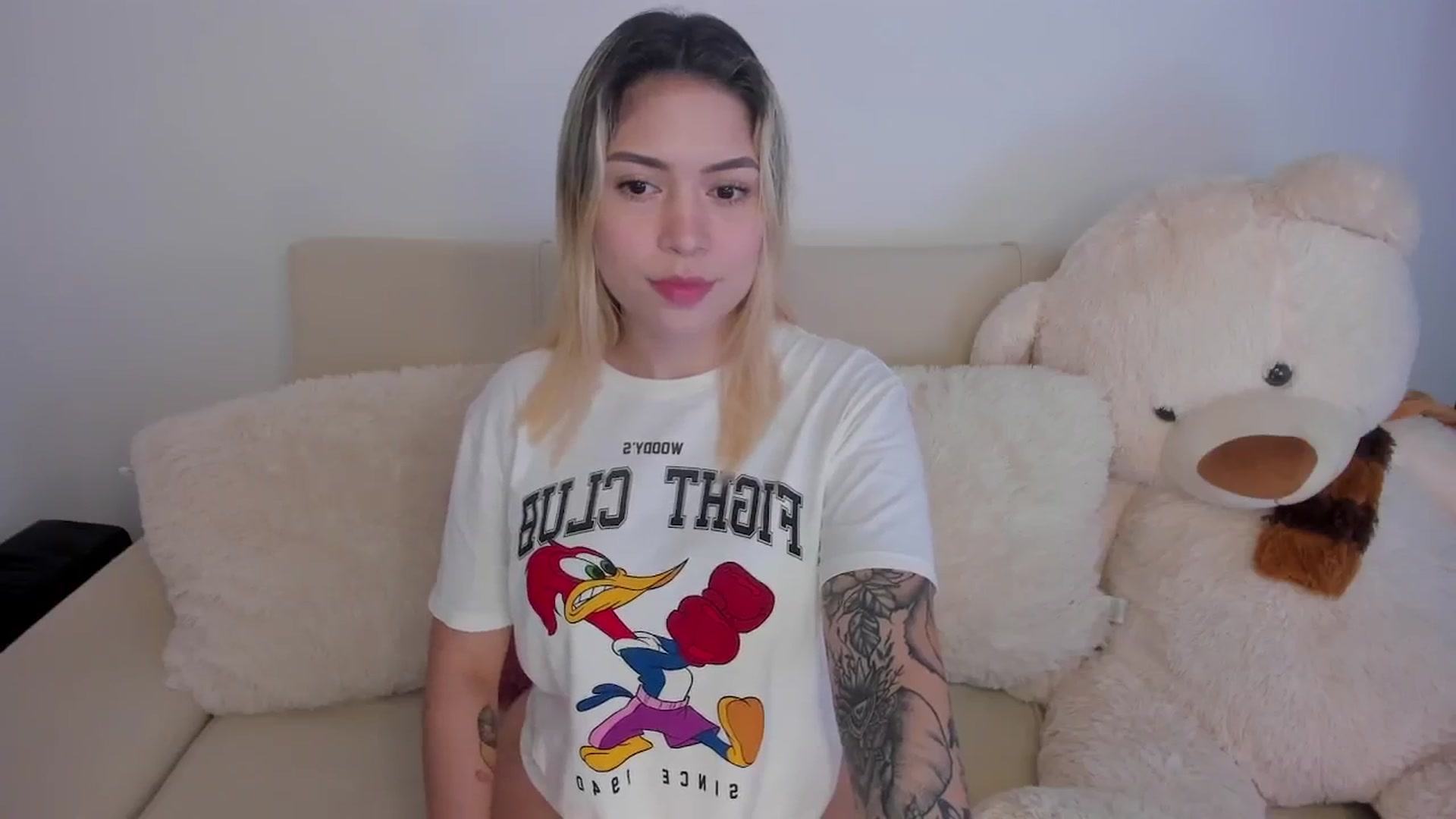 Gallery image thumbnail from angel_sweet9's myfreecams stream on, 08/23/2024, 12:56 image 5 of 20