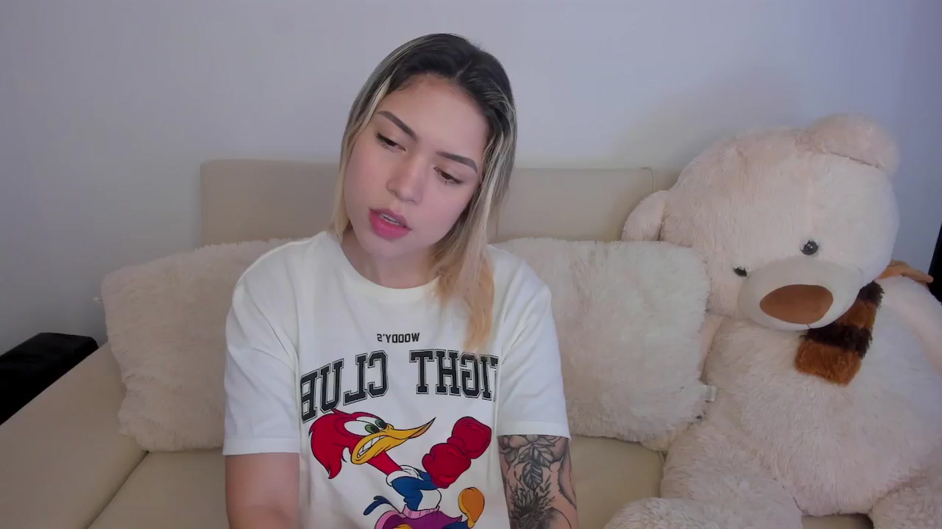 Gallery image thumbnail from angel_sweet9's myfreecams stream on, 08/23/2024, 12:56 image 2 of 20
