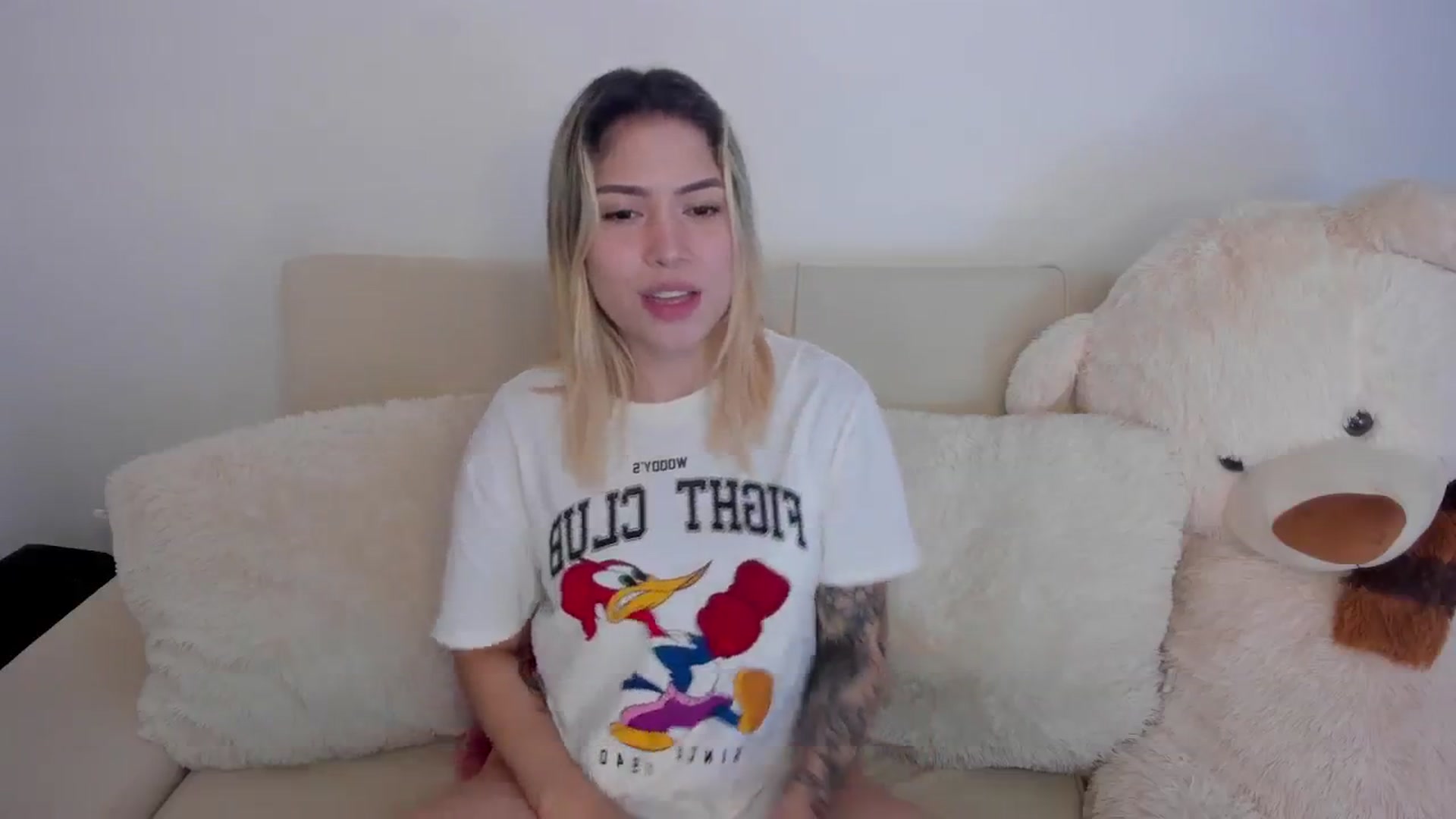 Gallery image thumbnail from angel_sweet9's myfreecams stream on, 08/23/2024, 12:56 image 12 of 20
