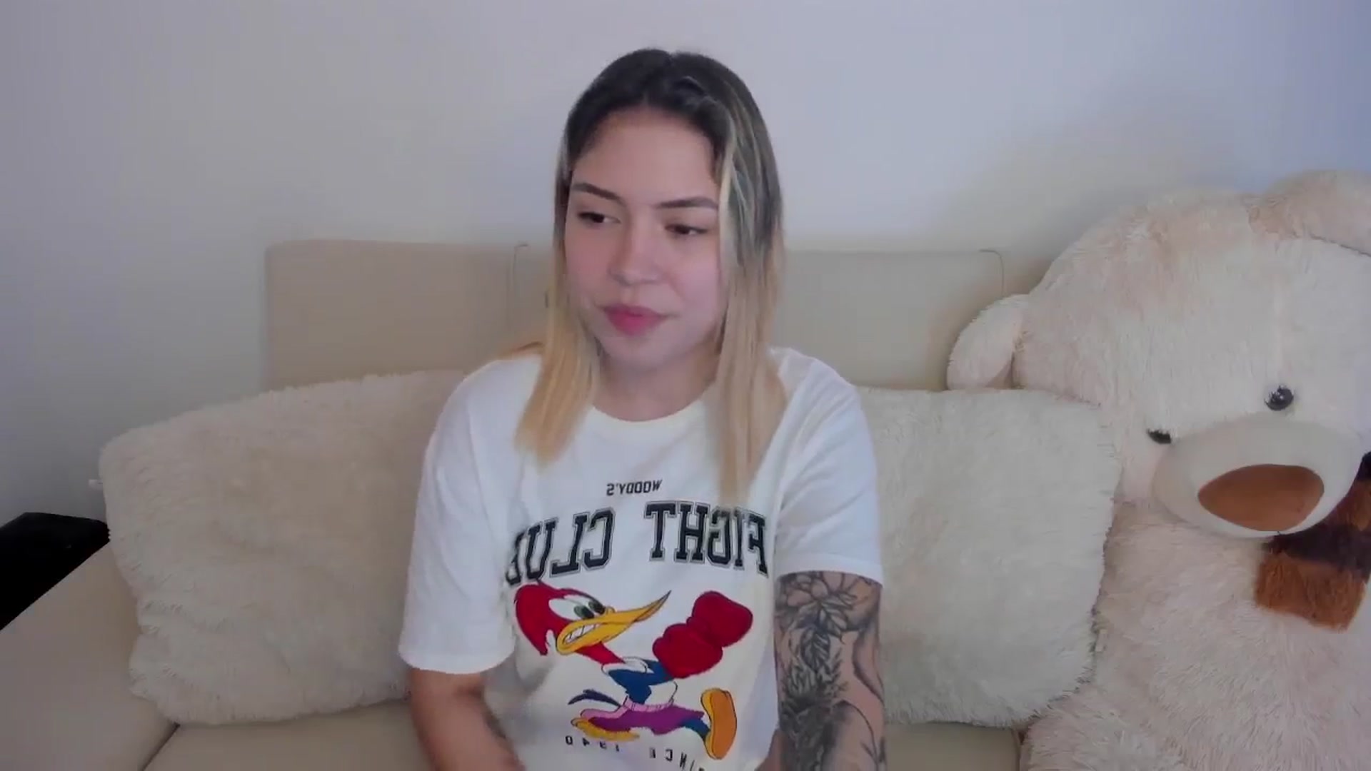 Gallery image thumbnail from angel_sweet9's myfreecams stream on, 08/23/2024, 12:56 image 13 of 20