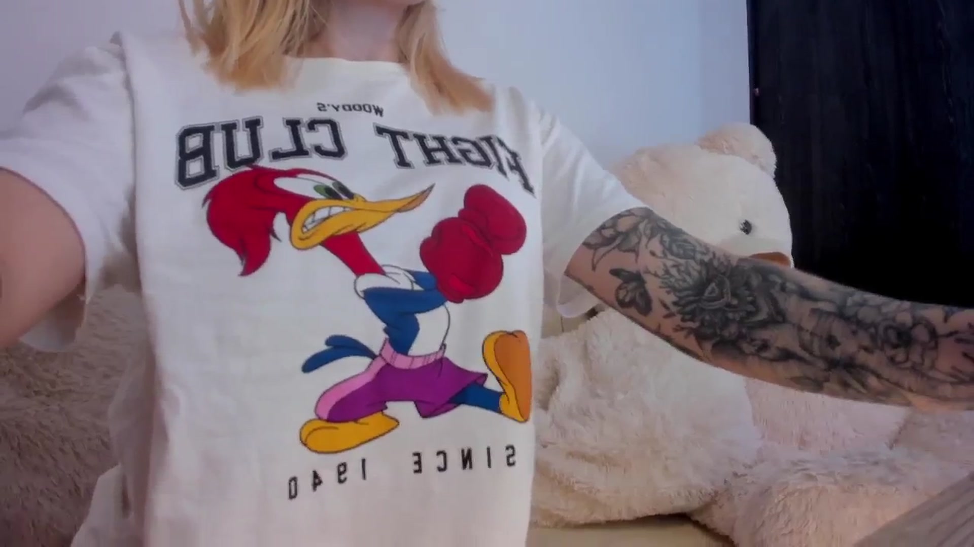 Gallery image thumbnail from angel_sweet9's myfreecams stream on, 08/23/2024, 13:37 image 6 of 20