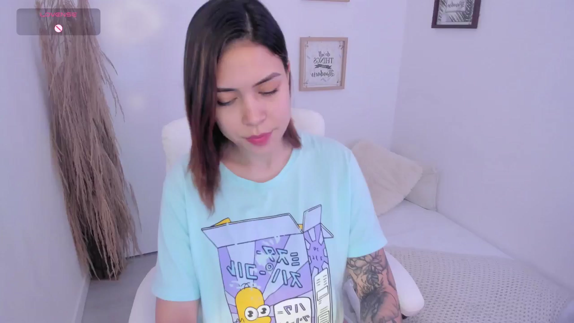 Gallery image thumbnail from angel_sweet9's myfreecams stream on, 11/08/2024, 21:22 image 1 of 20