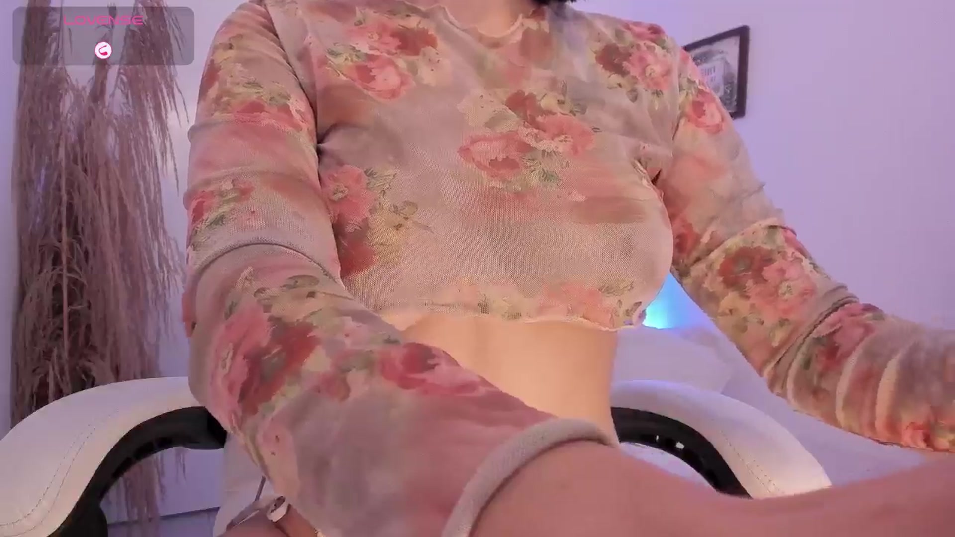 Gallery image thumbnail from angel_sweet9's myfreecams stream on, 01/07/2025, 14:53 image 12 of 20