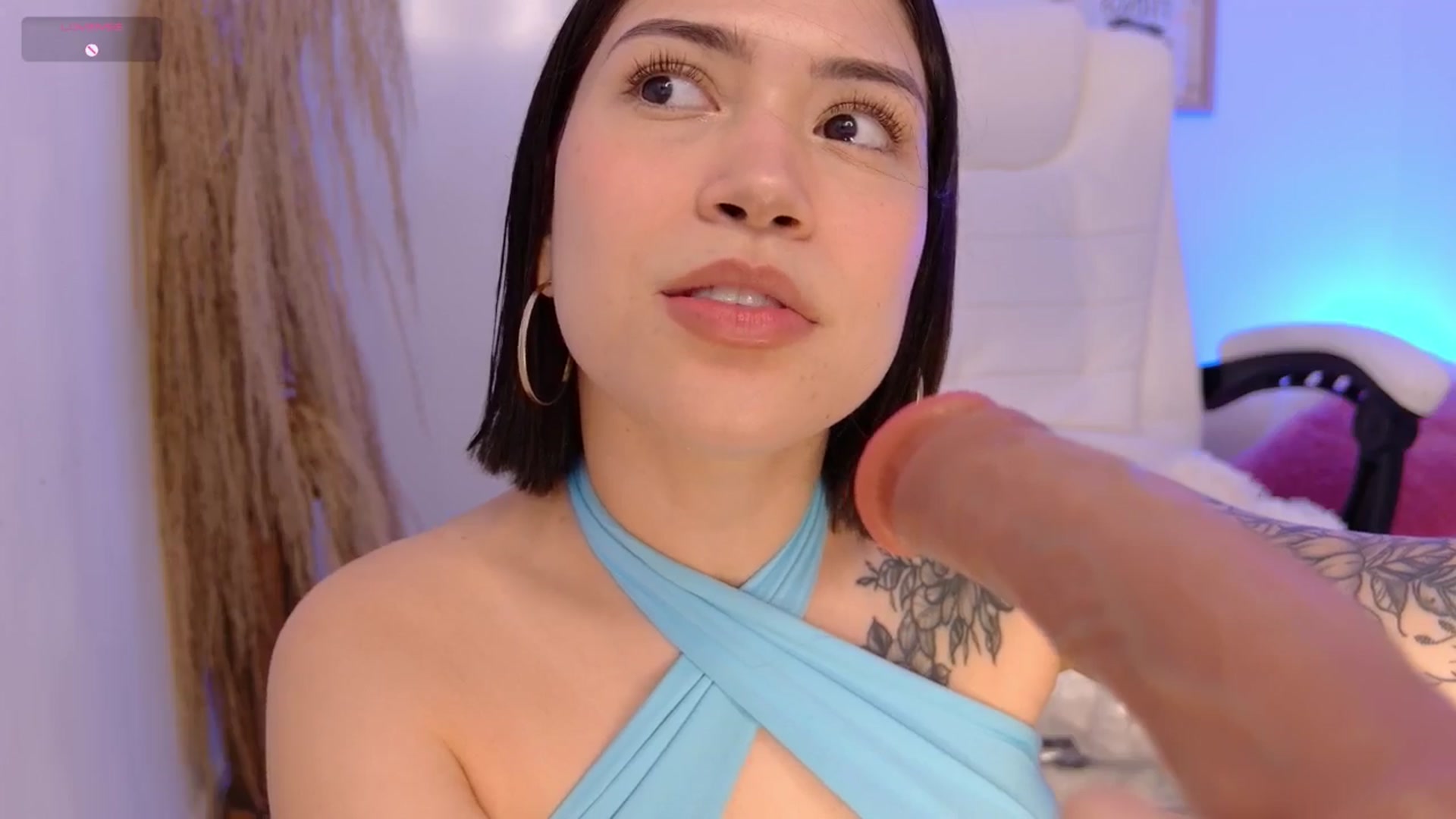 Gallery image thumbnail from angel_sweet9's myfreecams stream on, 01/11/2025, 18:05 image 6 of 20